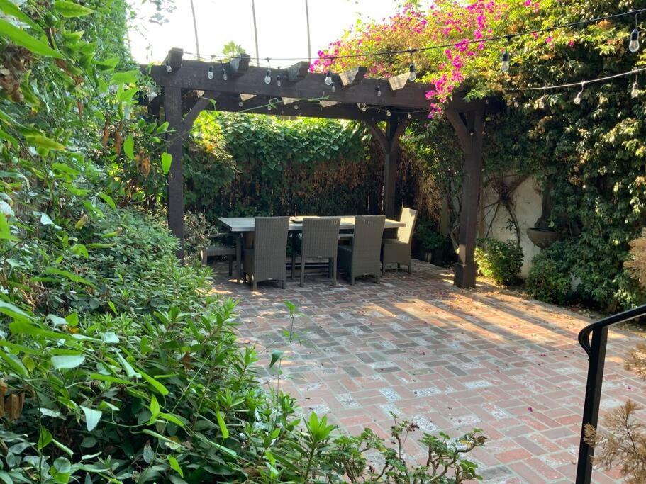House, Walking Distance From Universal Studios Los Angeles Exterior photo
